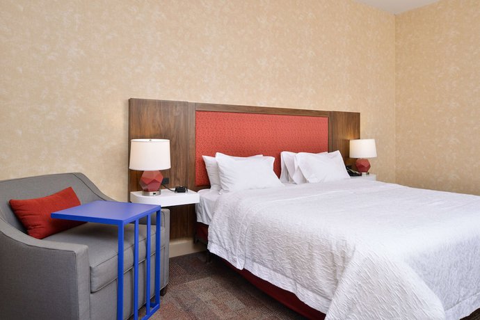 Imagen de la habitación del Hotel Hampton Inn Wytheville. Foto 17