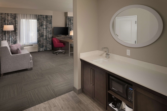 Imagen de la habitación del Hotel Hampton Inn & Suites Asheville Biltmore Area. Foto 10