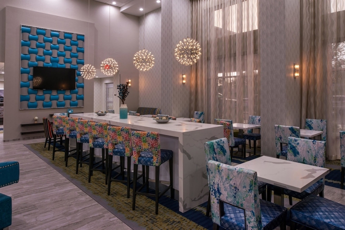 Imagen de los interiores del Hotel Hampton Inn & Suites Atlanta/marietta. Foto 16