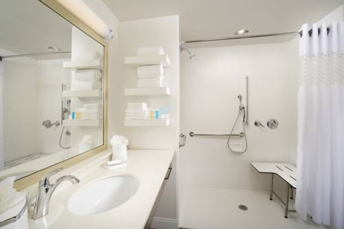 Imagen de la habitación del Hotel Hampton Inn & Suites Baltimore North/timonium, Md. Foto 6