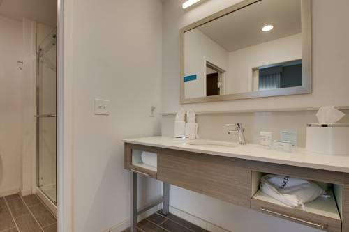 Imagen de la habitación del Hotel Hampton Inn & Suites By Hilton Knightdale Raleigh. Foto 1