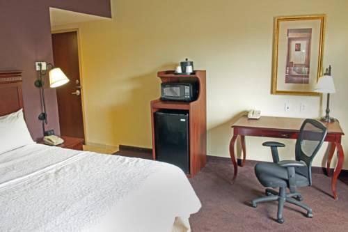 Imagen de la habitación del Hotel Hampton Inn & Suites Chesapeake-battlefield Boulev. Foto 8
