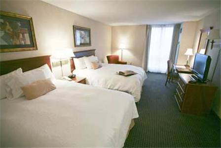 Imagen de la habitación del Hotel Hampton Inn & Suites Country Club Plaza. Foto 10