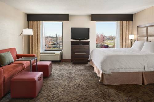 Imagen de la habitación del Hotel Hampton Inn & Suites Detroit Sterling Heights. Foto 2