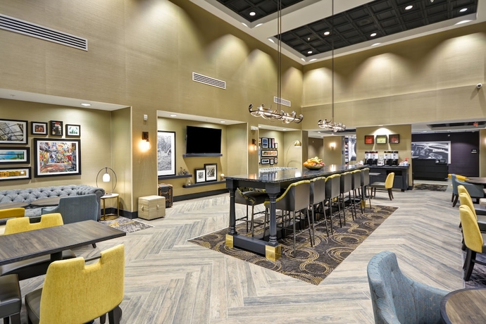 Imagen de los interiores del Hotel Hampton Inn & Suites Detroit/warren. Foto 14
