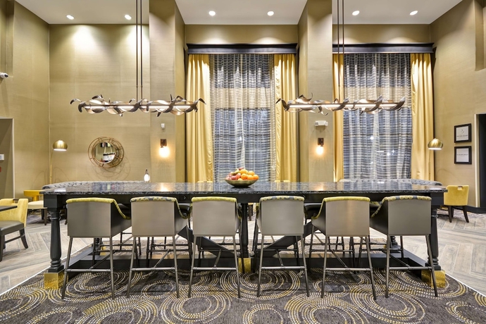 Imagen de los interiores del Hotel Hampton Inn & Suites Detroit/warren. Foto 15