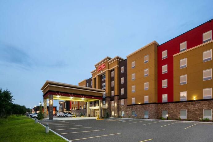 Imagen general del Hotel Hampton Inn & Suites Edmonton St. Albert, Ab. Foto 42