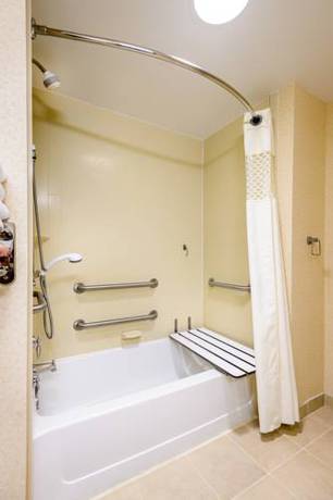 Imagen de la habitación del Hotel Hampton Inn & Suites Frederick/fort Detrick. Foto 3