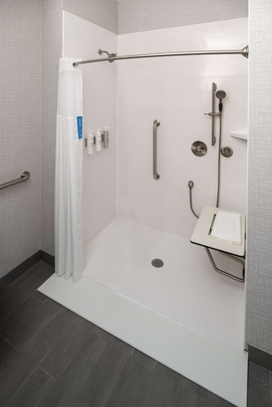 Imagen de la habitación del Hotel Hampton Inn & Suites Huntington Downtown, Ny. Foto 10
