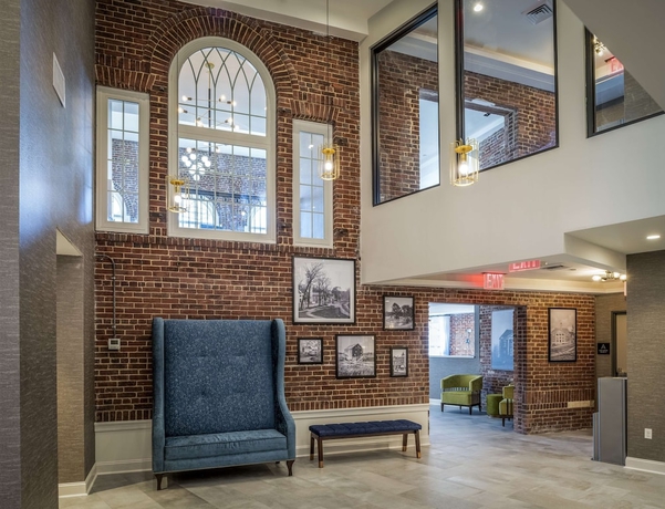 Imagen de los interiores del Hotel Hampton Inn & Suites Huntington Downtown, Ny. Foto 15