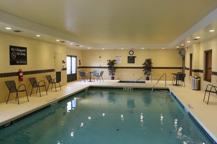 Imagen de la piscina del Hotel Hampton Inn & Suites Jacksonville Beach Boulevard/Mayo Clinic. Foto 4