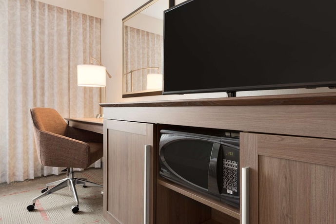 Imagen de la habitación del Hotel Hampton Inn & Suites Kenosha. Foto 6