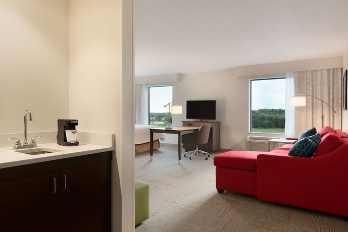 Imagen de la habitación del Hotel Hampton Inn & Suites Kenosha. Foto 8