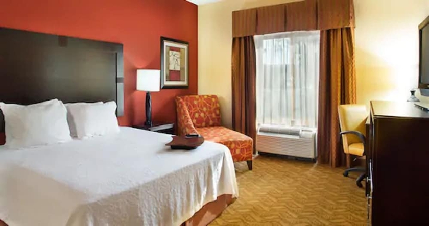 Imagen de la habitación del Hotel Hampton Inn & Suites Laurel. Foto 3