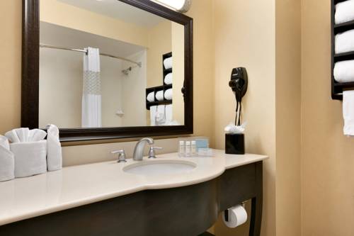Imagen de la habitación del Hotel Hampton Inn & Suites Mahwah. Foto 10