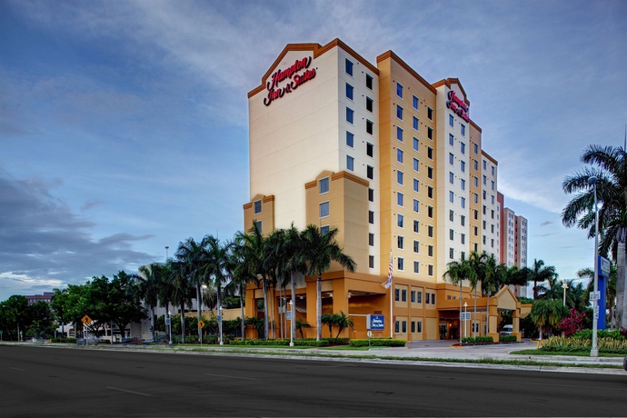 Imagen general del Hotel Hampton Inn & Suites Miami Airport South Blue. Foto 1