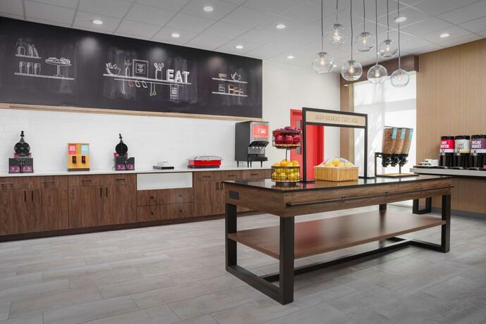 Imagen general del Hotel Hampton Inn & Suites Naples South. Foto 47