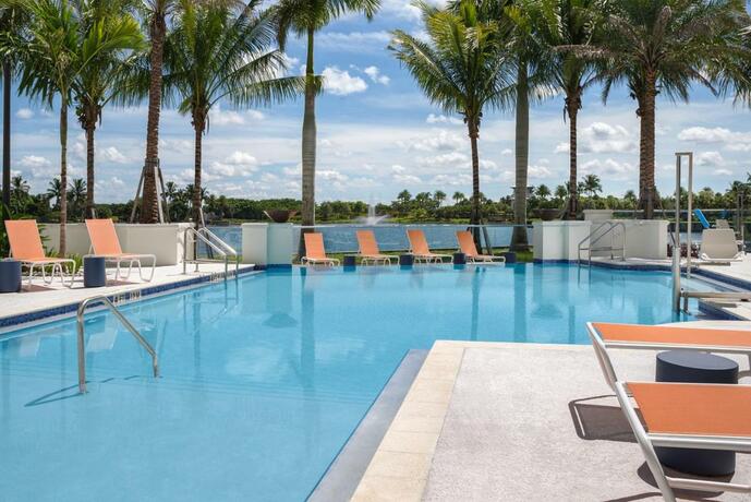 Imagen general del Hotel Hampton Inn & Suites Naples South. Foto 80