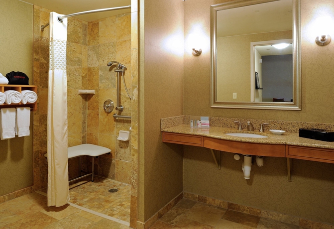 Imagen de la habitación del Hotel Hampton Inn & Suites Nashville-Vanderbilt-Elliston Place. Foto 7