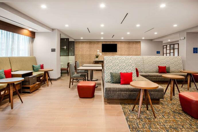 Imagen general del Hotel Hampton Inn & Suites North Port, Fl. Foto 20