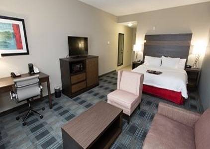 Imagen de la habitación del Hotel Hampton Inn & Suites Oklahoma City Airport. Foto 3