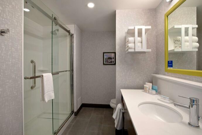 Imagen general del Hotel Hampton Inn & Suites Ottawa West, Ontario, Canada. Foto 2