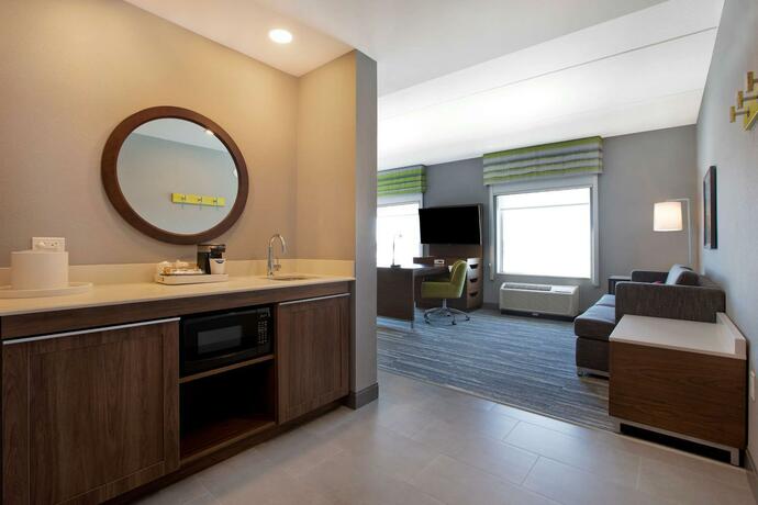 Imagen general del Hotel Hampton Inn & Suites Ottawa West, Ontario, Canada. Foto 6