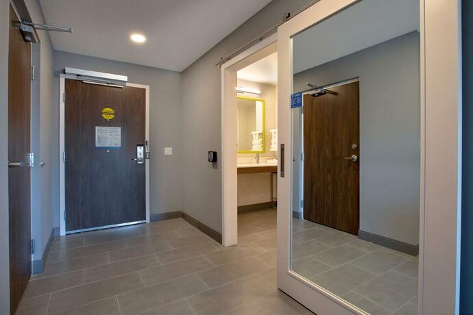 Imagen general del Hotel Hampton Inn & Suites Ottawa West, Ontario, Canada. Foto 11