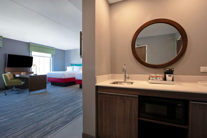 Imagen general del Hotel Hampton Inn & Suites Ottawa West, Ontario, Canada. Foto 12