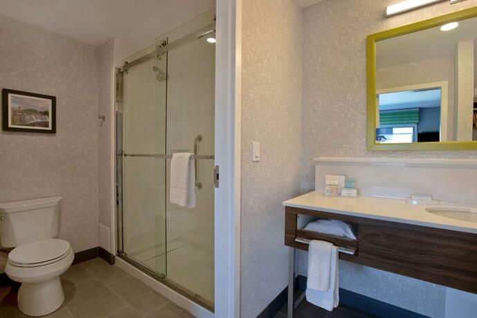 Imagen general del Hotel Hampton Inn & Suites Ottawa West, Ontario, Canada. Foto 13