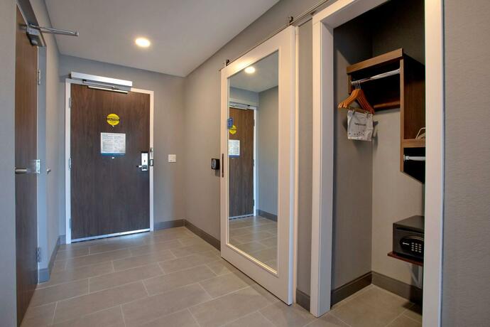 Imagen general del Hotel Hampton Inn & Suites Ottawa West, Ontario, Canada. Foto 19