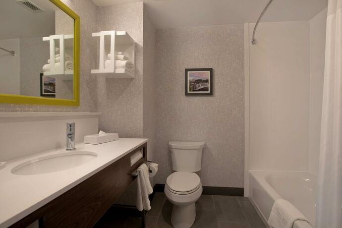 Imagen general del Hotel Hampton Inn & Suites Ottawa West, Ontario, Canada. Foto 21