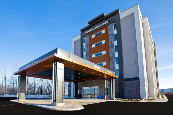 Imagen general del Hotel Hampton Inn & Suites Ottawa West, Ontario, Canada. Foto 23