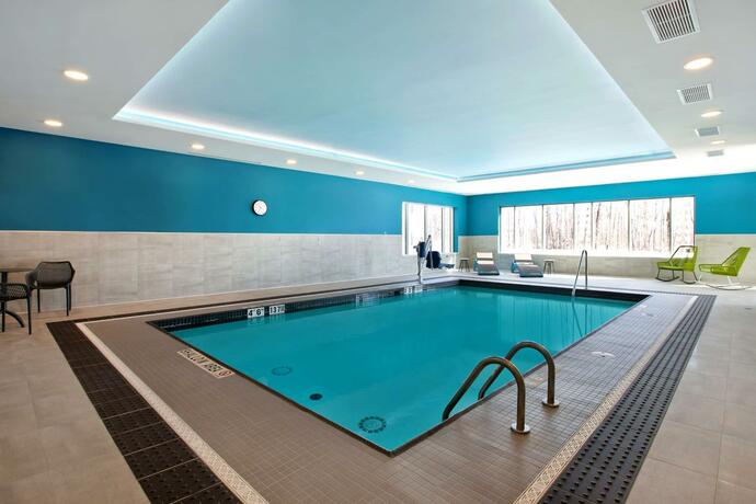 Imagen general del Hotel Hampton Inn & Suites Ottawa West, Ontario, Canada. Foto 25