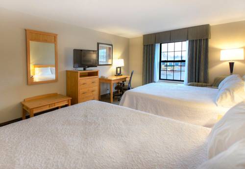 Imagen de la habitación del Hotel Hampton Inn & Suites Petoskey. Foto 10