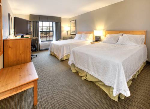 Imagen de la habitación del Hotel Hampton Inn & Suites Petoskey. Foto 11