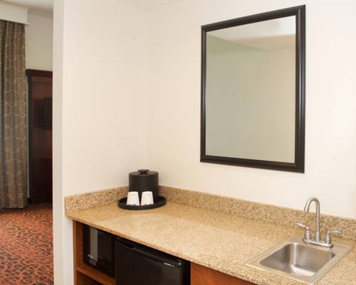 Imagen de la habitación del Hotel Hampton Inn & Suites Pittsburgh-meadow Lands. Foto 4