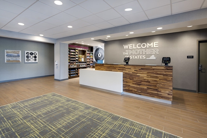 Imagen de los interiores del Hotel Hampton Inn & Suites Richmond Short Pump, Va. Foto 14