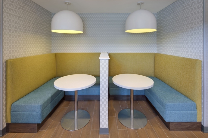 Imagen de los interiores del Hotel Hampton Inn & Suites Richmond Short Pump, Va. Foto 16