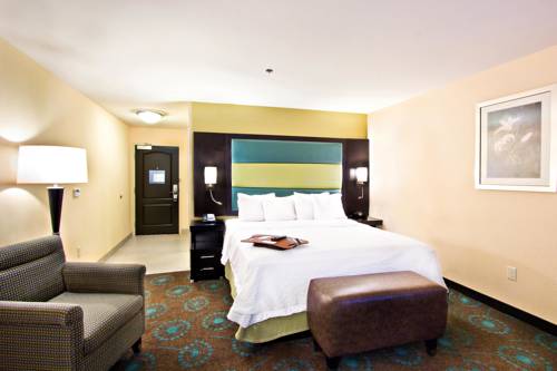 Imagen de la habitación del Hotel Hampton Inn & Suites Salt Lake City/farmington. Foto 10