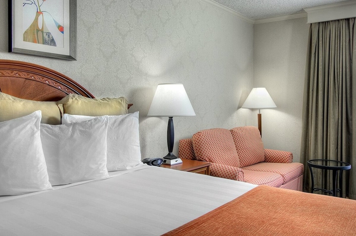Imagen de la habitación del Hotel Hampton Inn & Suites San Mateo-San Francisco Airport. Foto 5