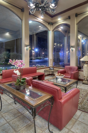 Imagen de los interiores del Hotel Hampton Inn & Suites San Mateo-San Francisco Airport. Foto 19