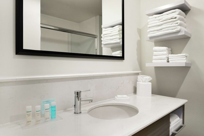 Imagen de la habitación del Hotel Hampton Inn & Suites St. Louis/alton, Il. Foto 15