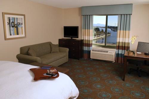 Imagen de la habitación del Hotel Hampton Inn & Suites Suisun City Waterfront. Foto 9
