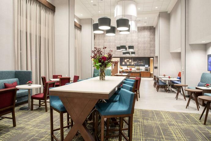 Imagen general del Hotel Hampton Inn & Suites Watsonville. Foto 25