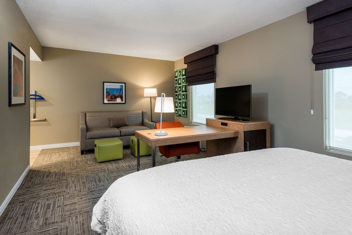 Imagen de la habitación del Hotel Hampton Inn & Suites West Melbourne-palm Bay Road. Foto 7