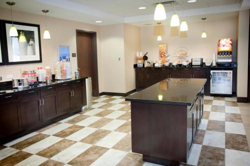 Imagen general del Hotel Hampton Inn & Suites Wheeling - The Highlands. Foto 3