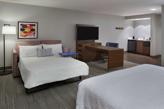 Imagen de la habitación del Hotel Hampton Inn & Suites by Hilton Montreal-Dorval. Foto 8