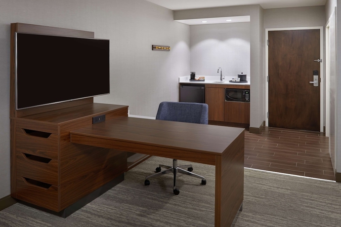 Imagen de la habitación del Hotel Hampton Inn & Suites by Hilton Montreal-Dorval. Foto 13