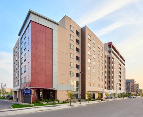 Imagen de la habitación del Hotel Hampton Inn & Suites by Hilton Quebec City Levis. Foto 2